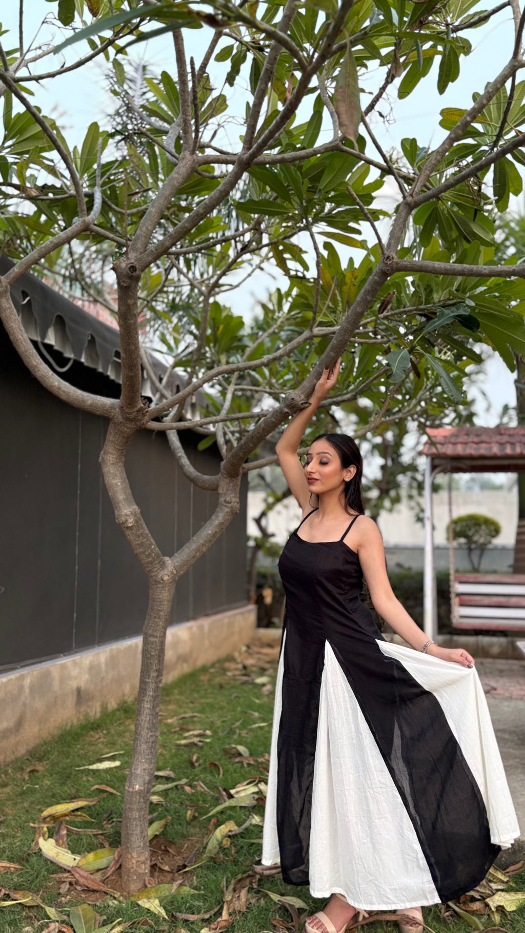 Monochrome fit & flare dress